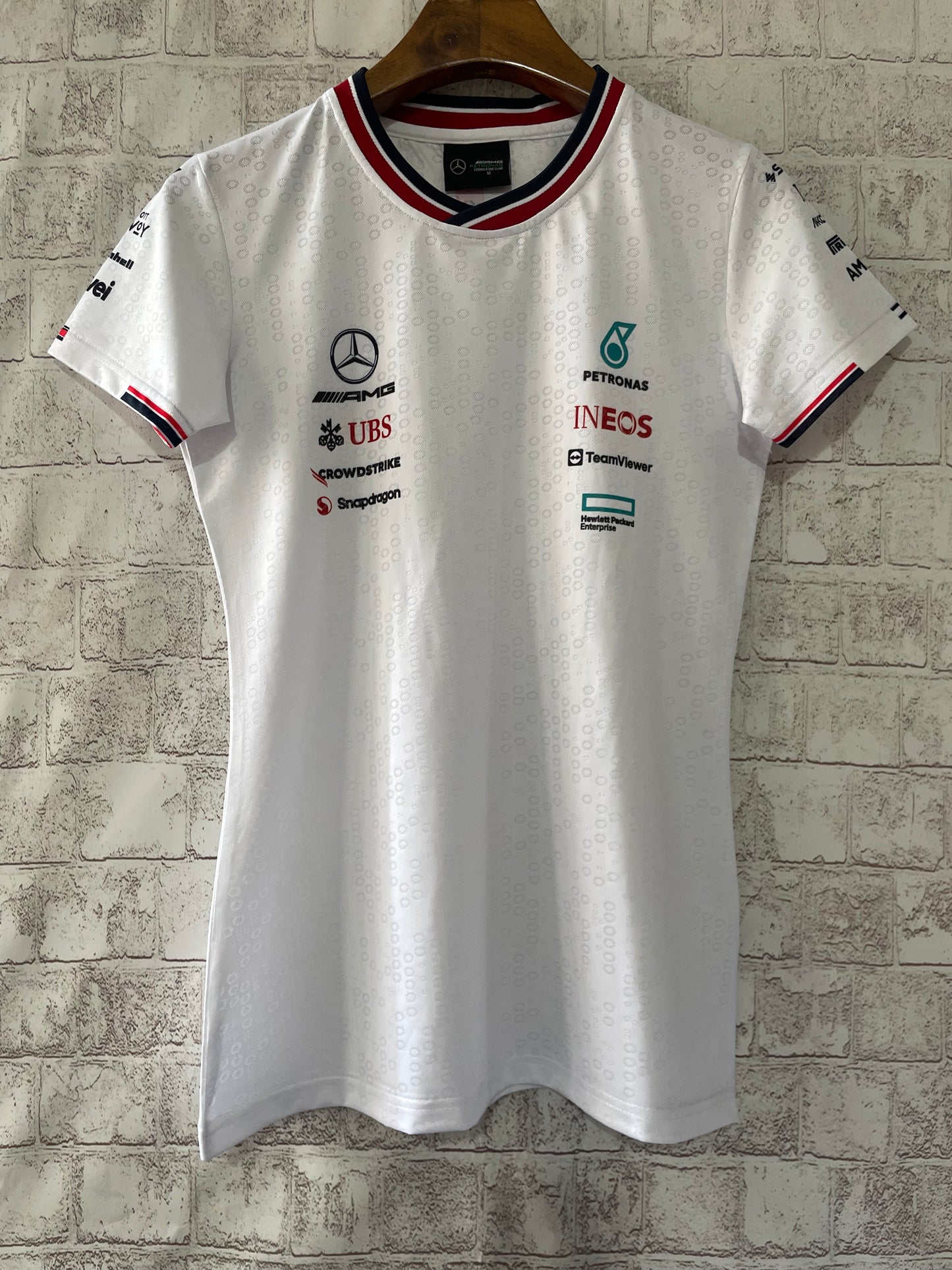 Camiseta Mercedes Blanco 2024 (Mujer)