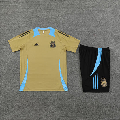 Conjunto entrenamiento Argentina (Dorado)